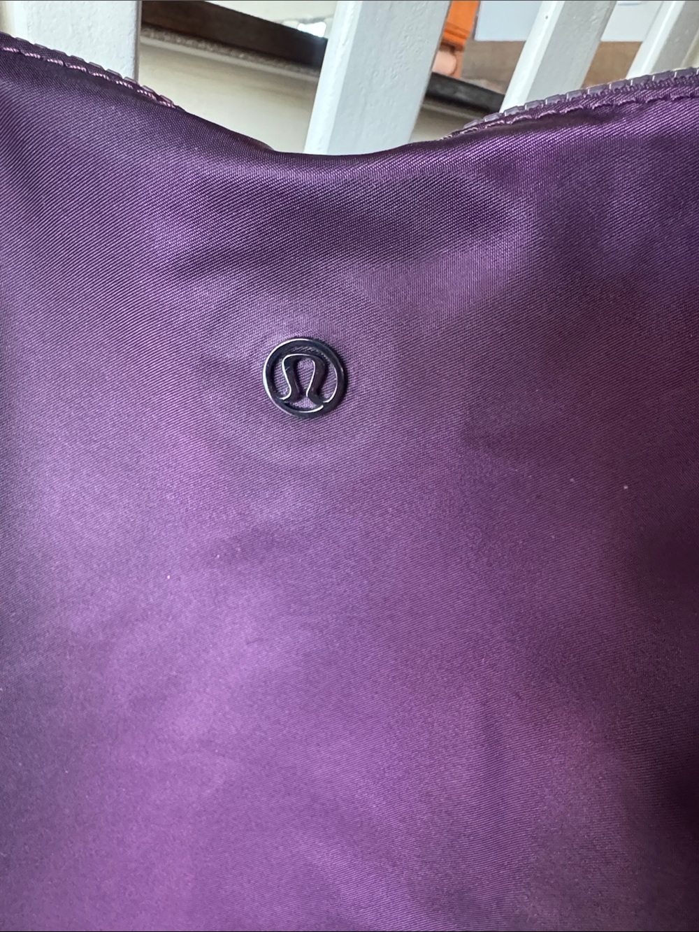 Lululemon Acute Tote 23L Black Cherry - Picture 10 of 15